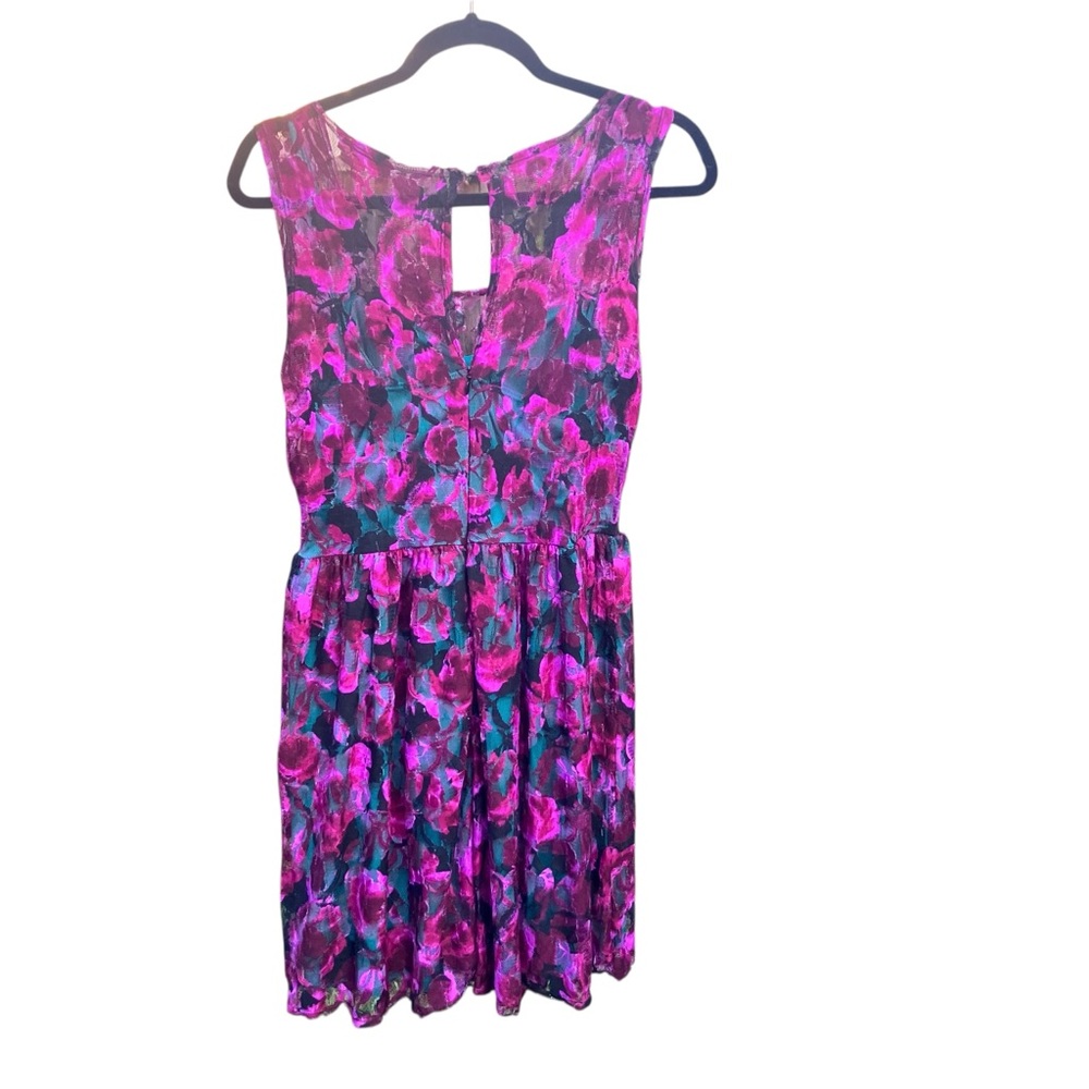 Chic Floral Mini‎ Dress in Purple and Pink